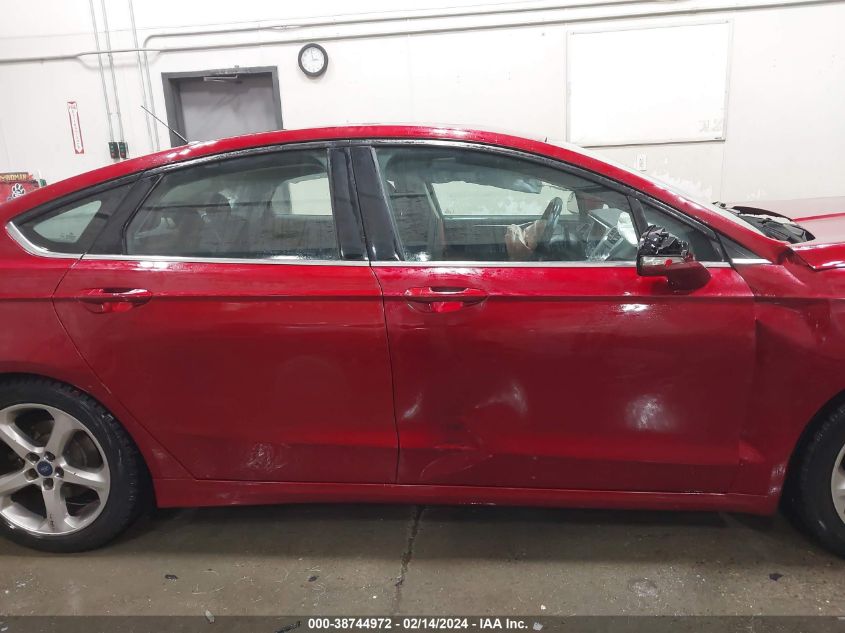 3FA6P0H76FR184334 2015 Ford Fusion Se