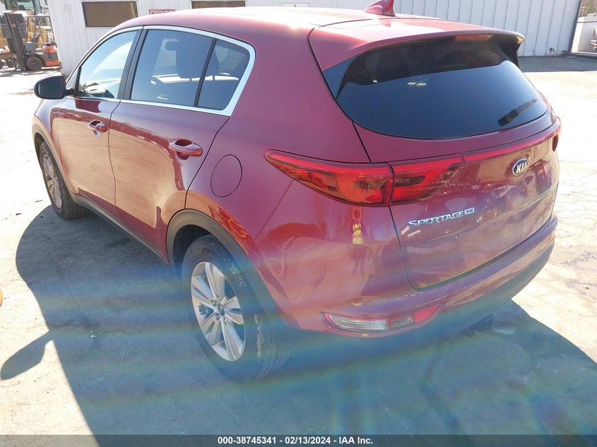 VIN: KNDPM3AC1H7210929 2017 KIA SPORTAGE LX