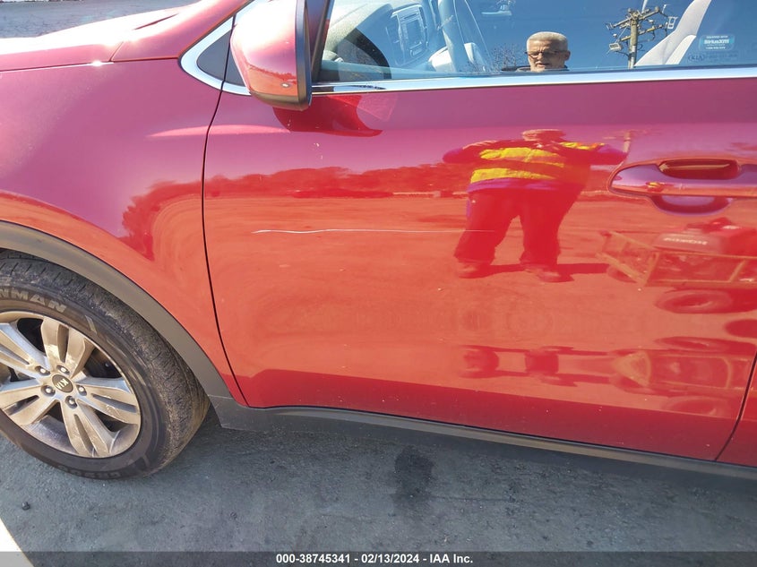 VIN: KNDPM3AC1H7210929 2017 KIA SPORTAGE LX