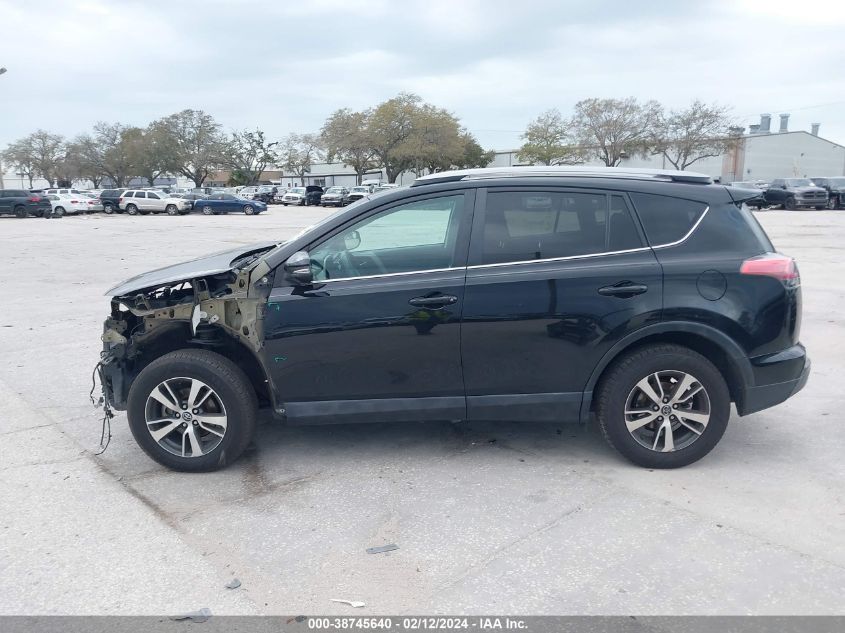 2017 Toyota Rav4 Xle VIN: 2T3WFREV8HW318019 Lot: 38745640