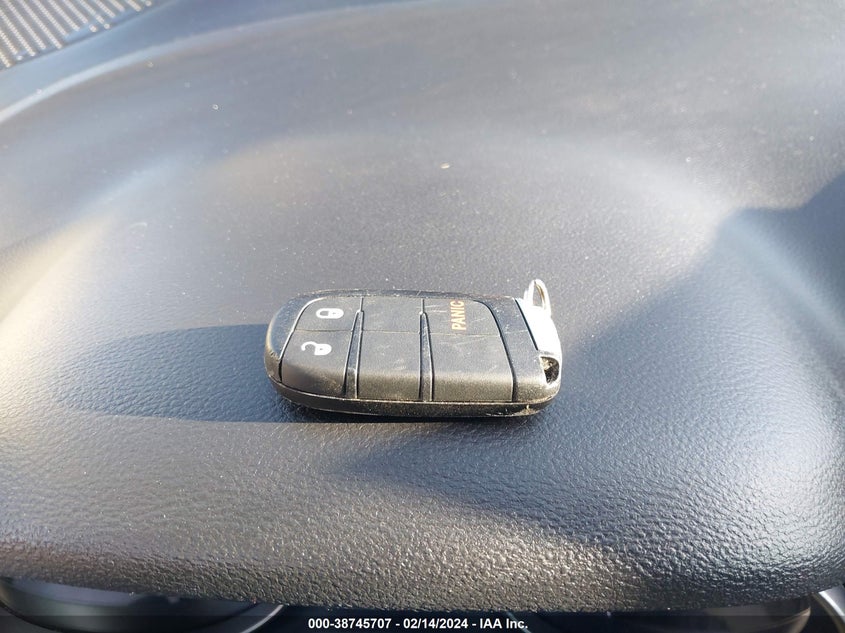 VIN 3C4PDDGG2HT577687 2017 DODGE JOURNEY CROSSROAD PLUS AWD