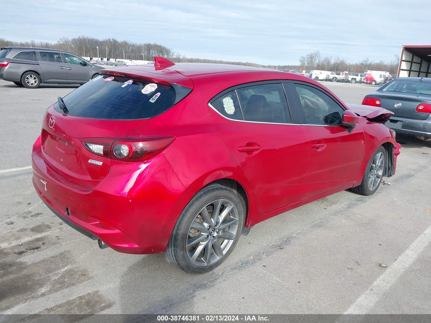 VIN 3MZBN1M37JM243546 2018 MAZDA MAZDA3 GRAND TOURING