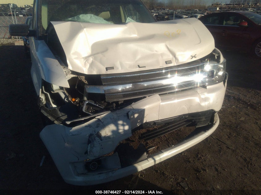 VIN 2FMGK5C89JBA05359 2018 FORD FLEX SEL