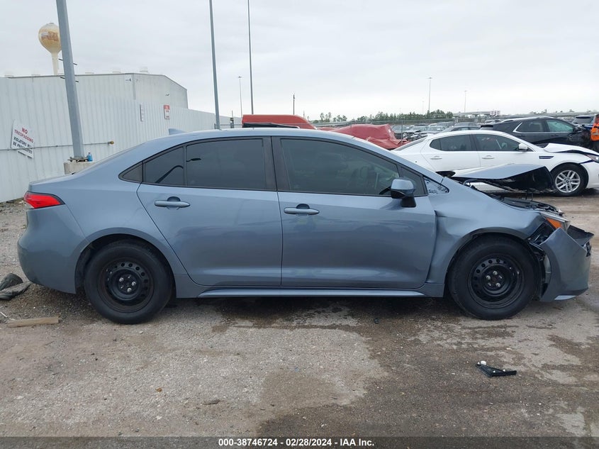 2020 TOYOTA COROLLA LE - 5YFEPRAE2LP114849