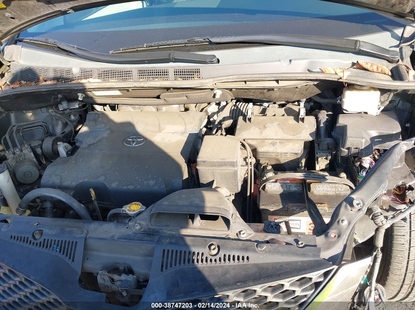 2014 TOYOTA SIENNA SPORT - 5TDXK3DC3ES415171