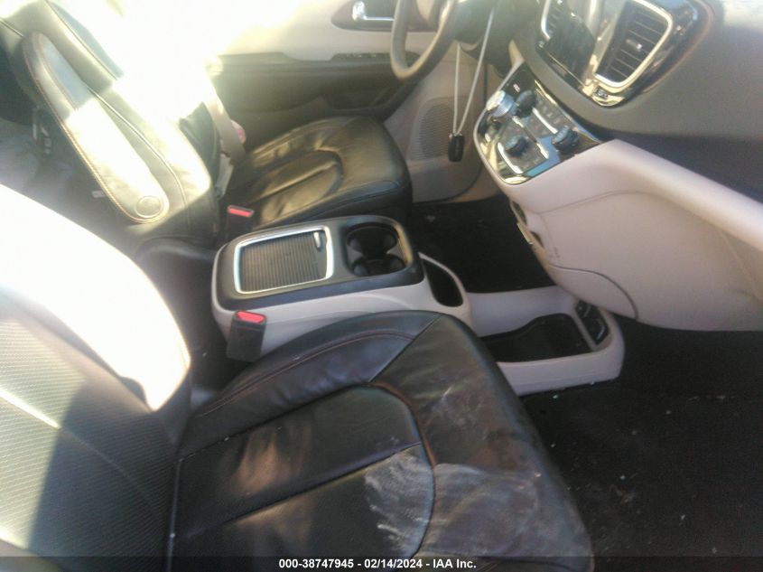 2019 Chrysler Pacifica Touring L Plus VIN: 2C4RC1EG8KR667174 Lot: 38747945