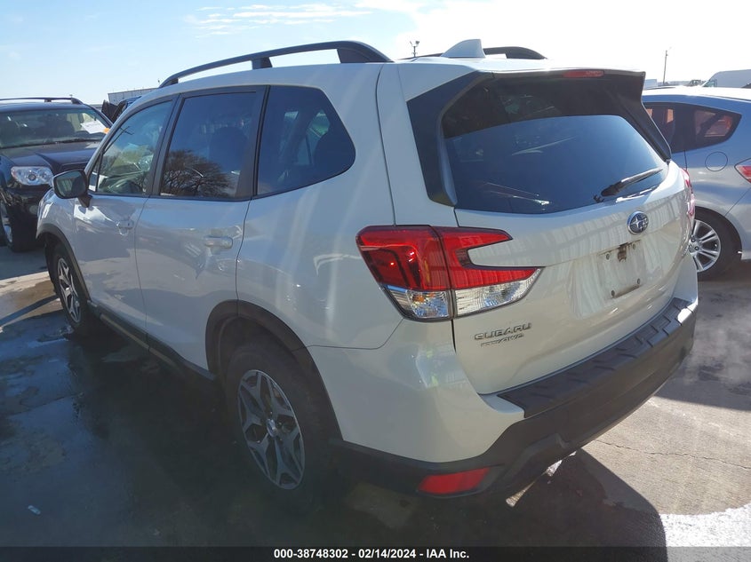 2020 SUBARU FORESTER PREMIUM - JF2SKAGC9LH494942