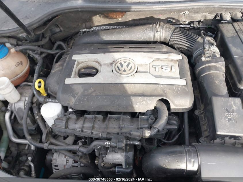 WVWBW8AH2DV000634 2013 Volkswagen Eos Sport