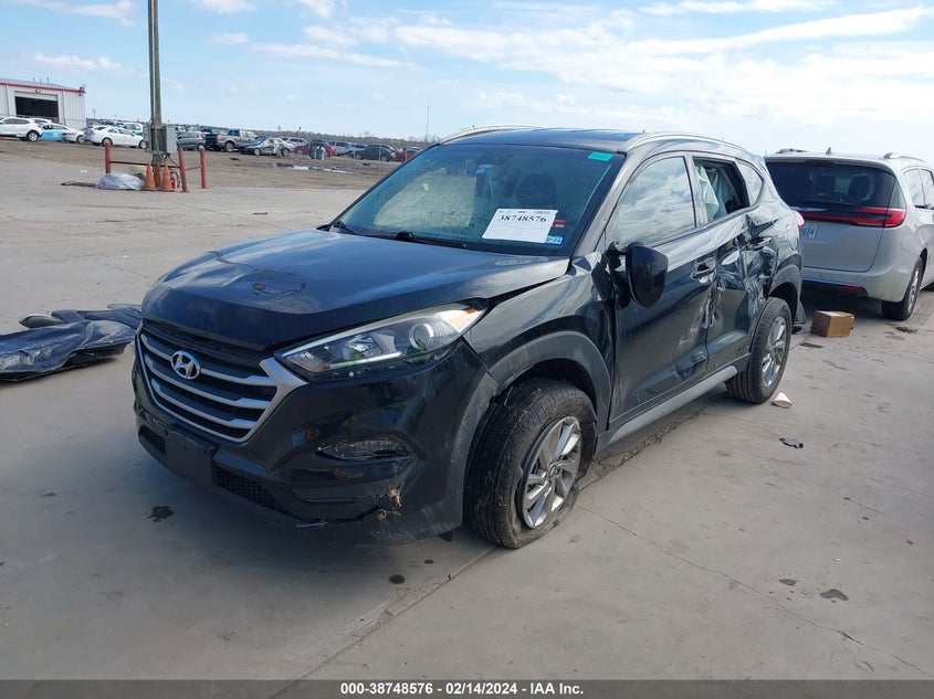 2017 HYUNDAI TUCSON LIMITED/SPORT AND ECO/SE - KM8J33A49HU479646