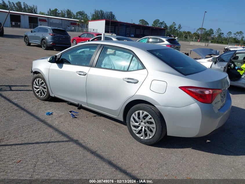 VIN 2T1BURHE5JC001590 2018 TOYOTA COROLLA L/LE/XLE/SE/XSE