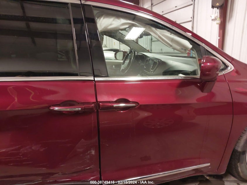 VIN 2C4RC1EG3LR245783 2020 CHRYSLER PACIFICA TOURING L PLUS