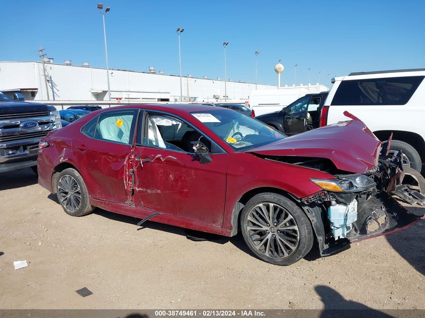 2018 TOYOTA CAMRY L/LE/XLE/SE/XSE - 4T1B11HK1JU556728