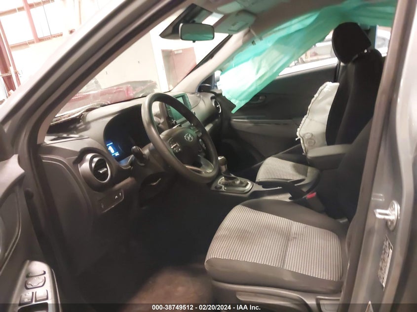 VIN KM8K1CAA6LU414889 2020 HYUNDAI KONA SE