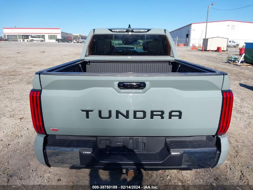 5TFLA5AB1NX018433 2022 Toyota Tundra Sr5