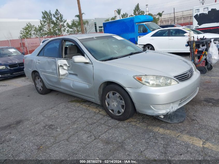 2005 Toyota Camry Le VIN: 4T1BE32K35U074261 Lot: 38750275