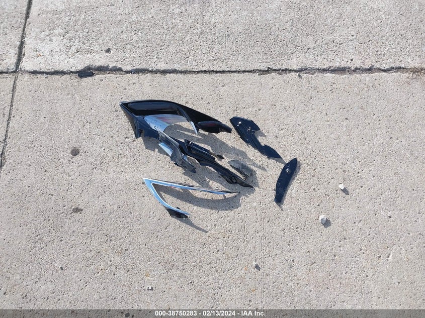 2019 CHEVROLET MALIBU LT - 1G1ZD5ST1KF115988