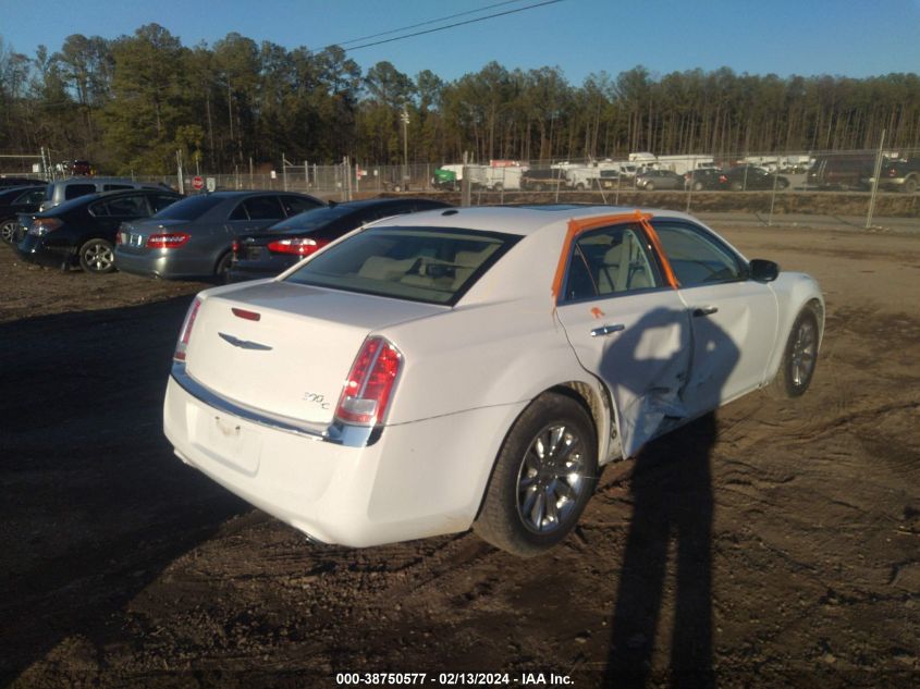 2013 Chrysler 300C VIN: 2C3CCAEGXDH647818 Lot: 38750577