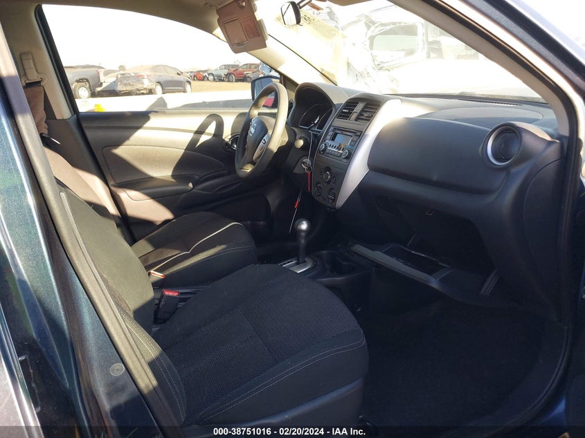 2017 NISSAN VERSA 1.6 SV - 3N1CN7AP0HL846391