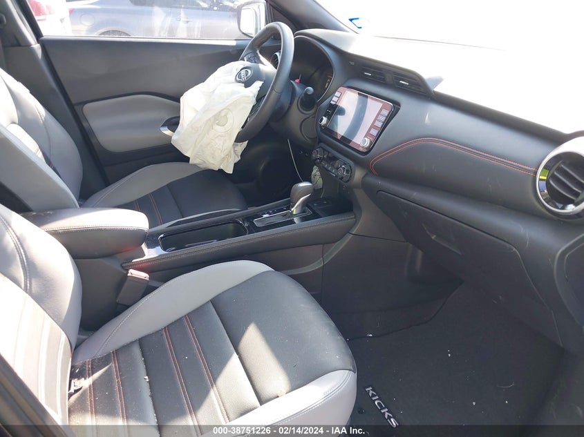 VIN 3N1CP5DV7PL500748 2023 NISSAN KICKS SR XTRONIC CVT