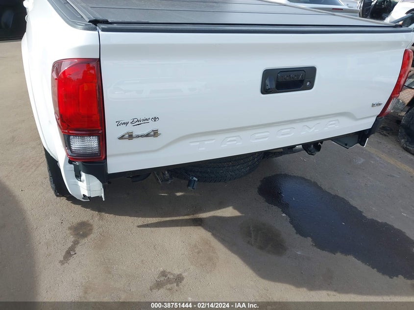 2021 TOYOTA TACOMA DOUBLE CAB/SR/SR5/TRD SPO - 3TMCZ5AN9MM389461