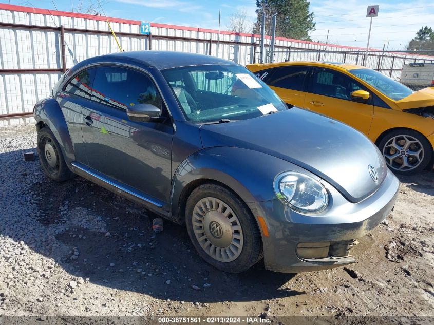 2013 VOLKSWAGEN BEETLE 2.5L - 3VWJP7AT0DM661822