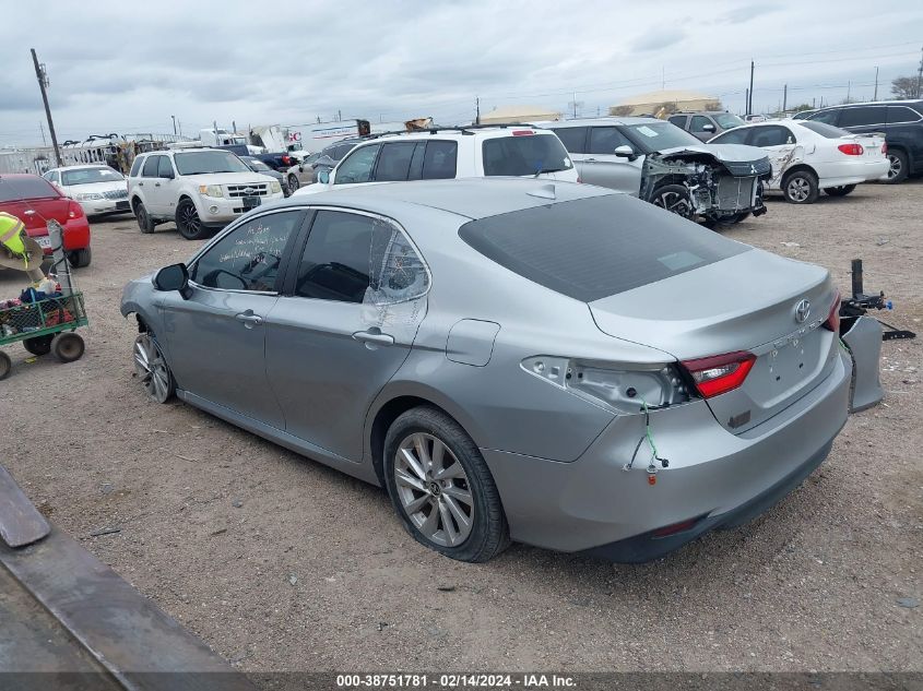 4T1C11AK4MU439017 2021 Toyota Camry Le