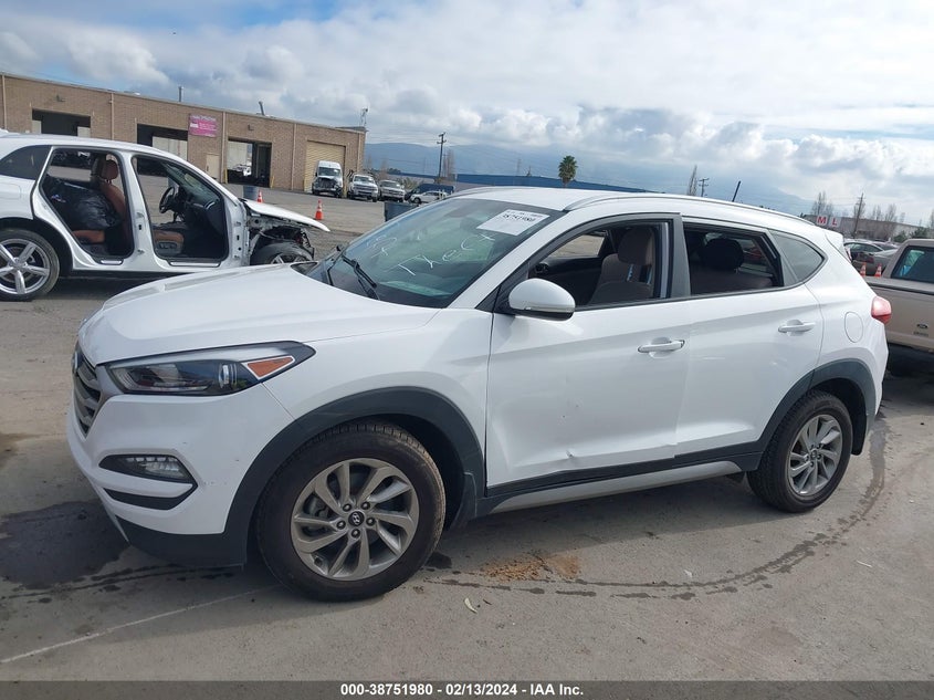 2017 HYUNDAI TUCSON LIMITED/SPORT AND ECO/SE - KM8J3CA21HU316679