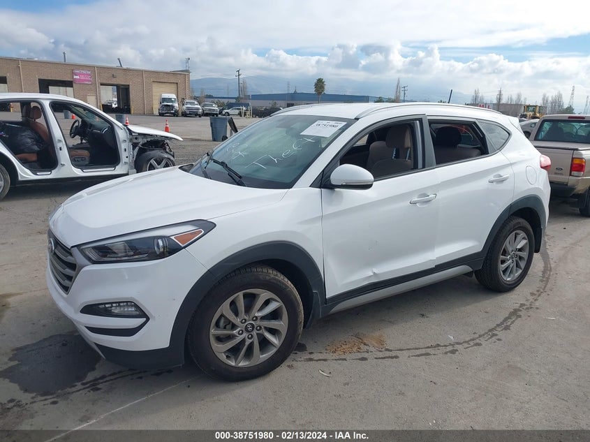 2017 HYUNDAI TUCSON LIMITED/SPORT AND ECO/SE - KM8J3CA21HU316679