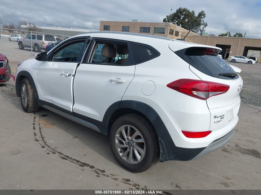 2017 HYUNDAI TUCSON LIMITED/SPORT AND ECO/SE - KM8J3CA21HU316679