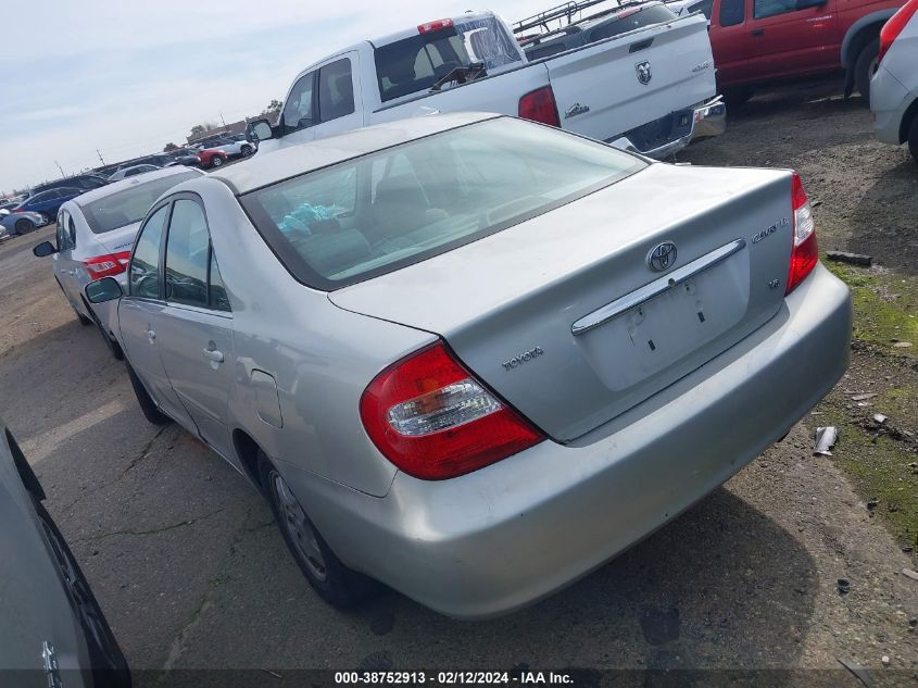 4T1BF30K52U522186 2002 Toyota Camry Le