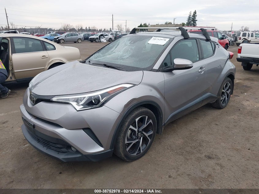 2018 TOYOTA C-HR XLE/XLE PREMIUM - NMTKHMBX8JR039581