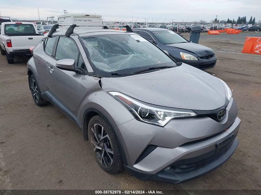 2018 TOYOTA C-HR XLE/XLE PREMIUM - NMTKHMBX8JR039581
