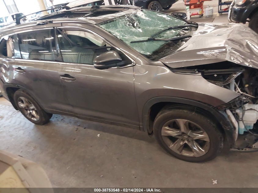 VIN 5TDDZRFH6HS457946 2017 TOYOTA HIGHLANDER LIMITED/LTD PLATINUM
