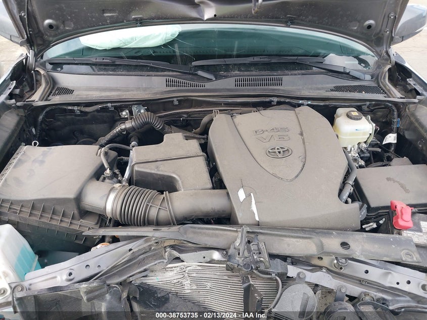 VIN 3TYCZ5AN3NT096743 2022 TOYOTA TACOMA TRD OFF ROAD