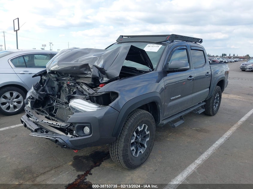 VIN 3TYCZ5AN3NT096743 2022 TOYOTA TACOMA TRD OFF ROAD