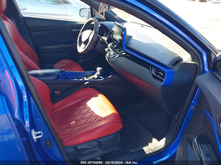 2020 Toyota C-Hr Xle VIN: NMTKHMBX9LR107504 Lot: 38754088