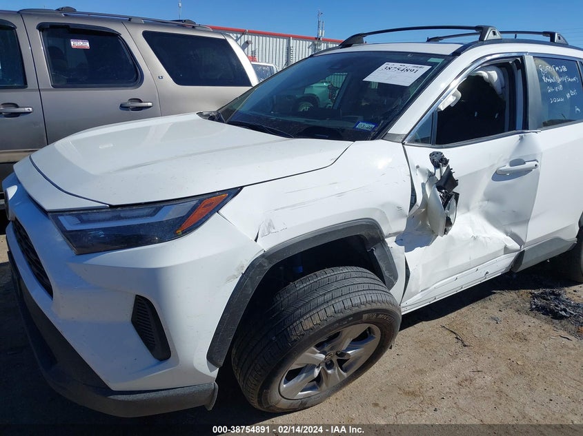 VIN 2T3W1RFV8PW257167 2023 TOYOTA RAV4 XLE/XLE PREMIUM
