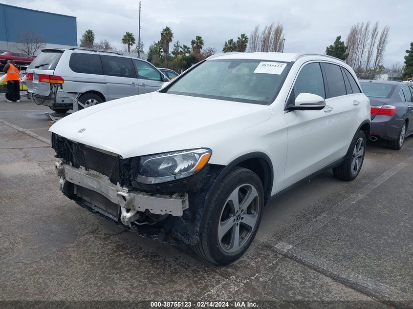 2018 MERCEDES-BENZ GLC 300 - WDC0G4JB4JV015618