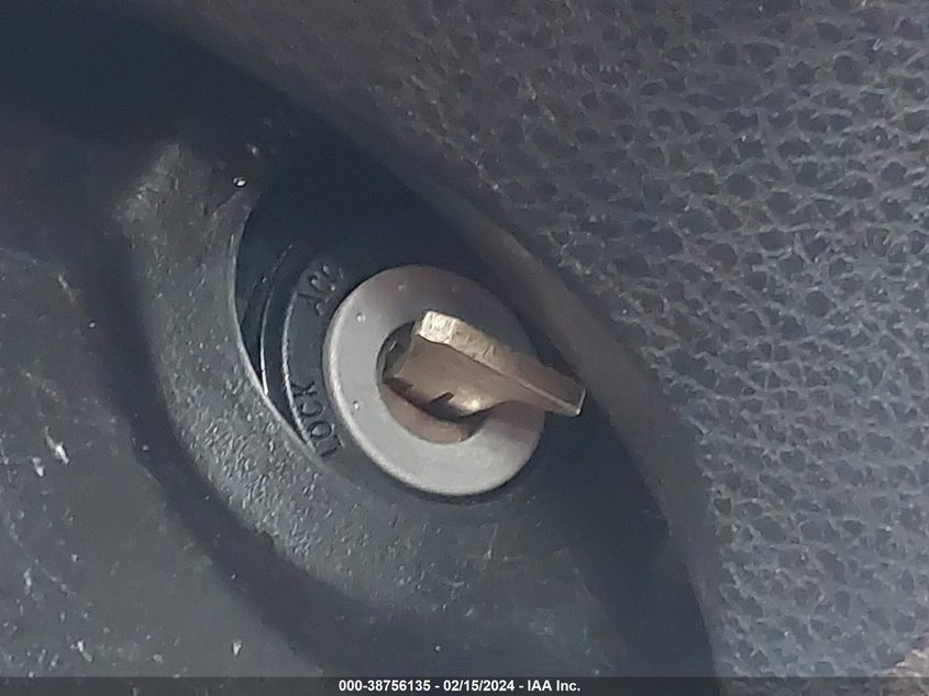 2015 TOYOTA COROLLA L/LE/LE PLS/PRM/S/S PLS - 2T1BURHE5FC392702