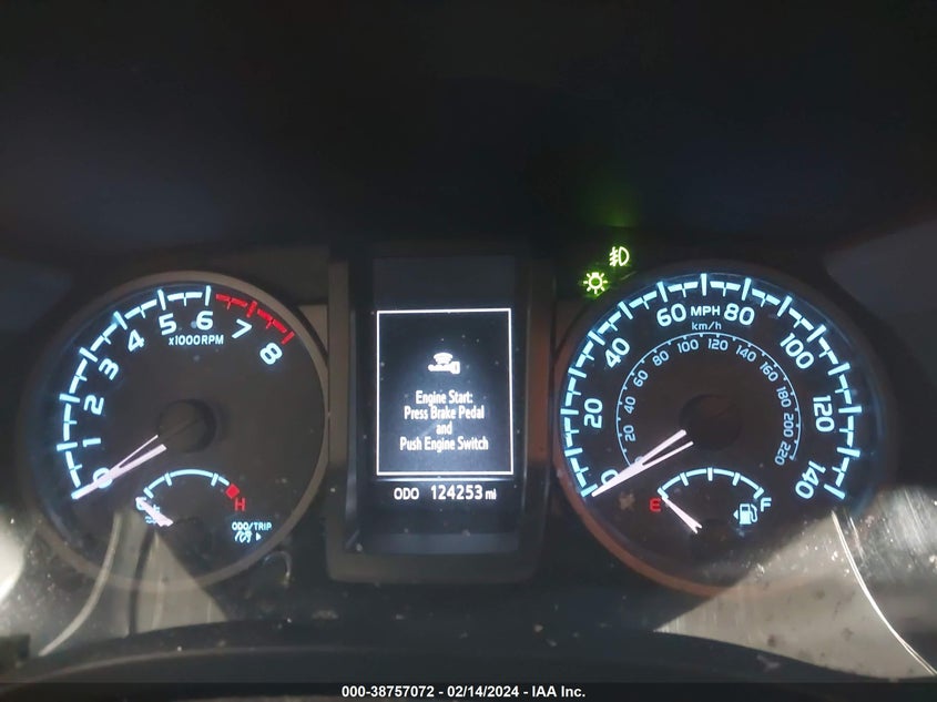 VIN 3TMCZ5AN5HM050847 2017 TOYOTA TACOMA DBL CAB/SR/TRDSPT/OR/PRO