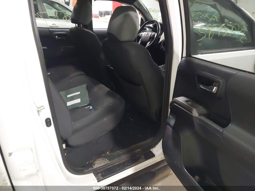 VIN 3TMCZ5AN5HM050847 2017 TOYOTA TACOMA DBL CAB/SR/TRDSPT/OR/PRO