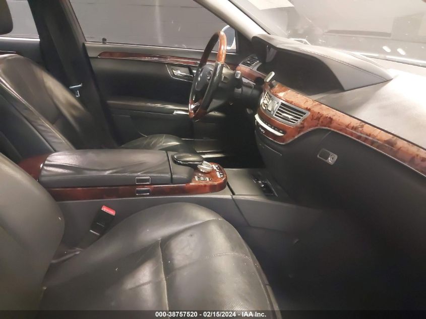2008 MERCEDES-BENZ S CLASS VIN: WDDNG86X38A222161