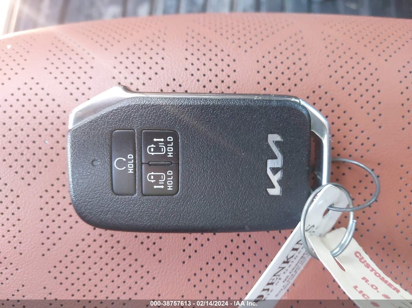 2024 KIA CARNIVAL MPV SX KNDNE5H31R6336155