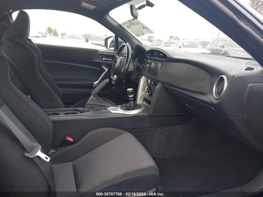 VIN JF1ZNAA18H9702828 2017 TOYOTA 86 SPECIAL EDITION