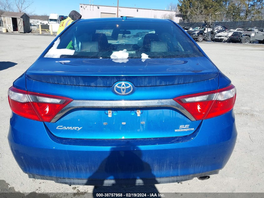 2016 TOYOTA CAMRY SE - 4T1BF1FK8GU552995