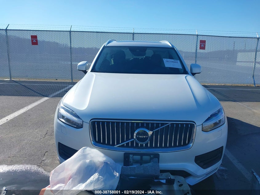 2022 VOLVO XC90 T5 MOMENTUM 7 PASSENGER - YV4102PK9N1857827
