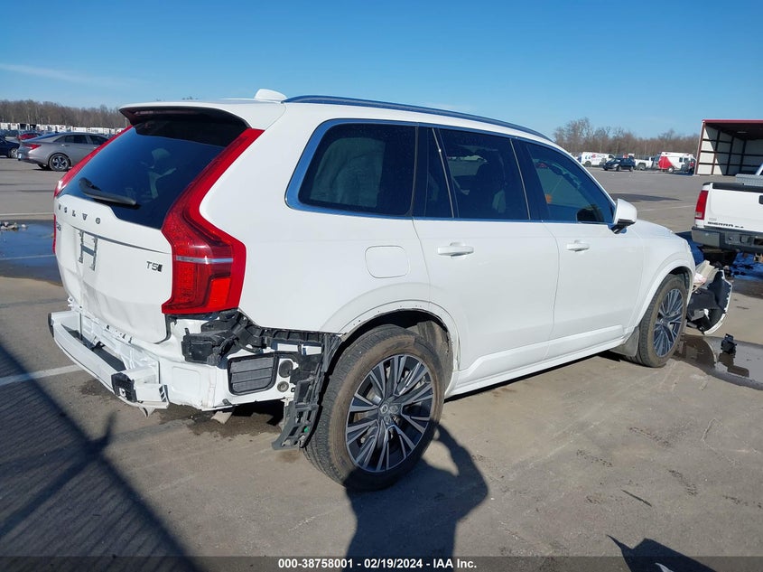 2022 VOLVO XC90 T5 MOMENTUM 7 PASSENGER - YV4102PK9N1857827