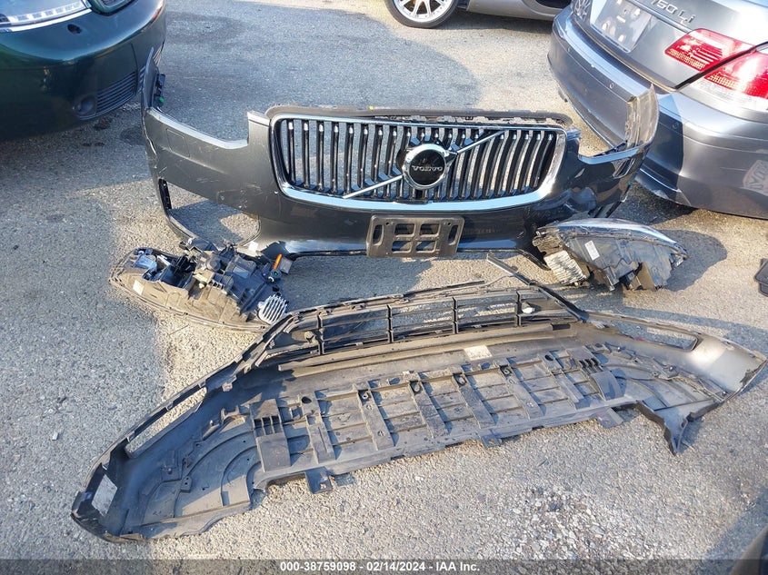 2021 VOLVO XC90 T5 MOMENTUM 7 PASSENGER - YV4102PK3M1761495