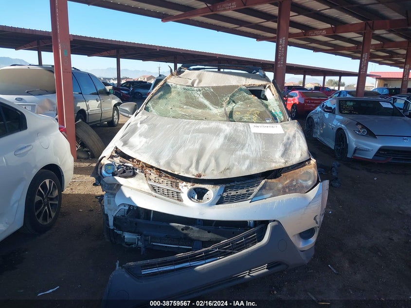 2014 TOYOTA RAV4 LE - JTMZFREV8EJ005138