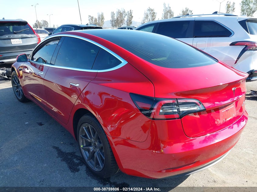 VIN 5YJ3E1EB0JF086069 2018 TESLA MODEL 3